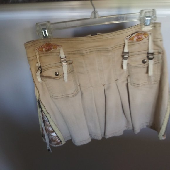 Custom made mini skirt - Picture 3 of 6